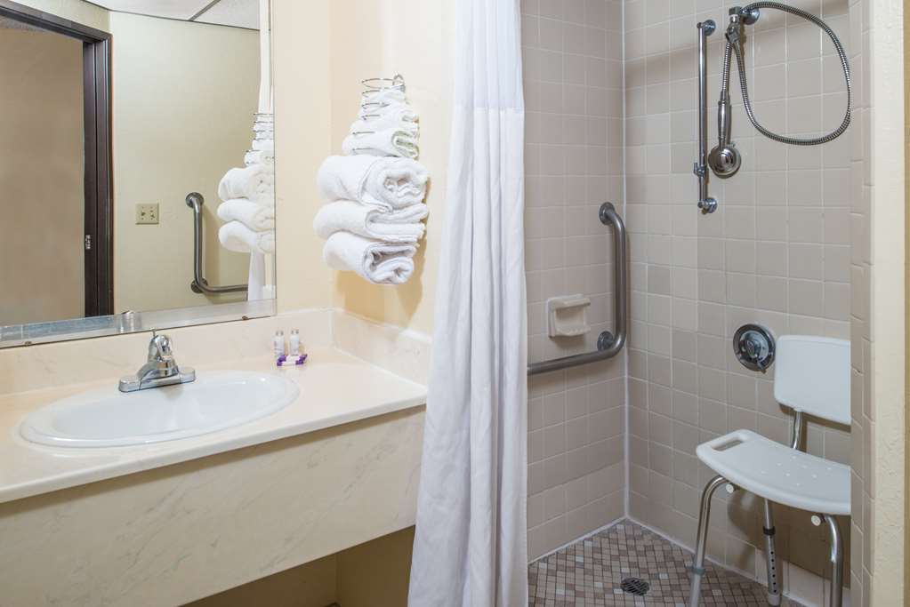 Sunset Inn & Suites Лінкольн Номер фото